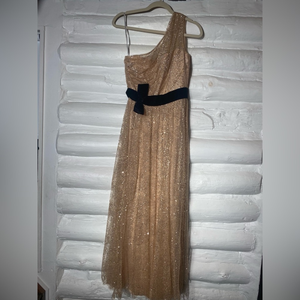 What a beautiful party dress from Marchesa Notte